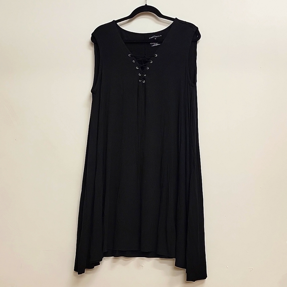 Black Trapeeze Dress Sleeveless Lace Up Neck 1X euc